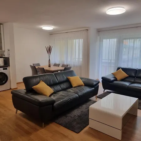 Apartment Kuhsee Augsburg